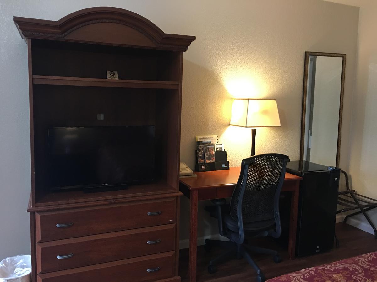 Durham Skyland Inn מראה חיצוני תמונה