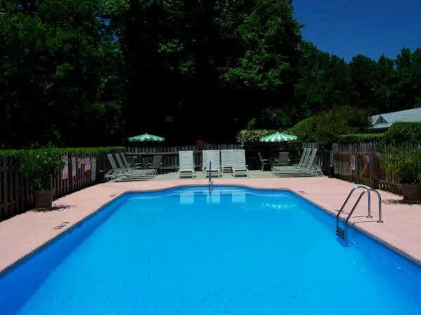Durham Skyland Inn מראה חיצוני תמונה